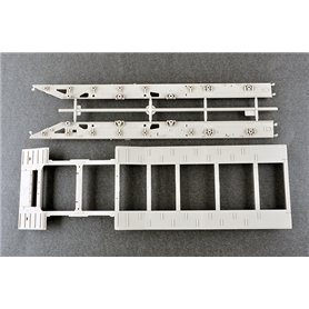 Trumpeter 1:35 MAZ-7410 z naczepą CHMZAP-5247G