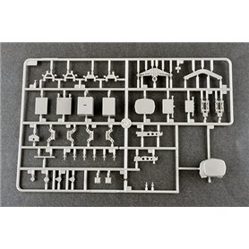 Trumpeter 1:35 MAZ-7410 z naczepą CHMZAP-5247G