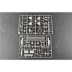 Trumpeter 1:35 MAZ-7410 z naczepą CHMZAP-5247G