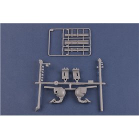 Hobby Boss 1:18 UH-1 Huey B