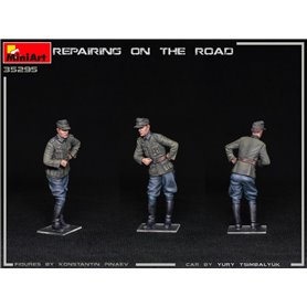 Mini Art 1:35 REPAIRING ON THE ROAD - Type 170V Cab