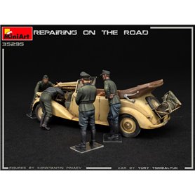 Mini Art 1:35 REPAIRING ON THE ROAD - Type 170V Cab