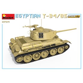 Mini Art 37071 Egyptian T-34-85 Interior