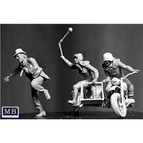 MB 1:35 DESERT BATTLE SERIES - SKULL CLAN - TO CATCH A THIEF