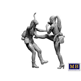 Mb 35202 New Amazons Give it back - Desert Battle