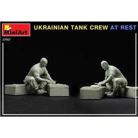 Mini Art 37067 Ukrainian tank crew at rest