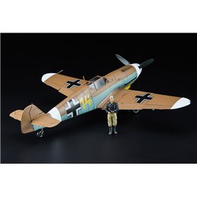 Hasegawa 1:48 Messerschmitt Bf-109 F-4 Trop + HANS-JOACHIM MARSEILLE FIGURE