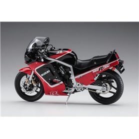 Hasegawa 21725 Suzuki GSX-R750 (H) (GR71G) (1987)