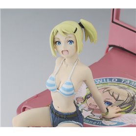 Hasegawa 1:24 WILD EGG GIRLS NO.01 - 1/4 TON 4X4 UTILITY TRUCK - AMY MCDONNELL W/FIGURE