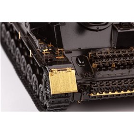 Eduard 1:35 Sd.Kfz.166 Brummbar dla Academy