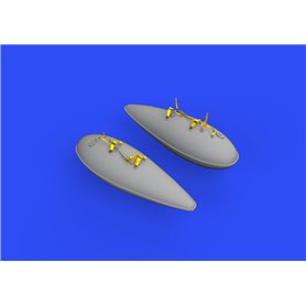 Eduard 1:48 P-51D 75gal drop tanks 