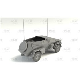 ICM 35110 Sd.Kfz. 247 Ausf.B, German Command Armoured Vehicle (100% new molds)