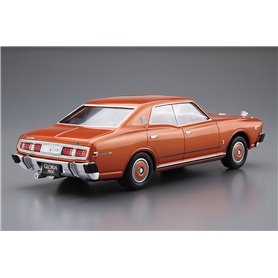 Aoshima 05877 1/24 Nissan P332 Cedric/Gloria 4HT