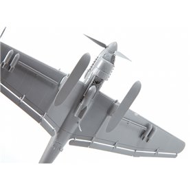 Zvezda 7323 Ju-87 Stuka w/Ski 1/72