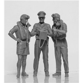 ICM 32043 Gloster Gladiator Mk.I with British Pilots in Tropical Uniform