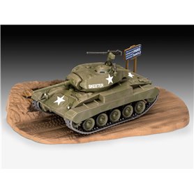 Revell 03323 1/76  M24 Chaffee