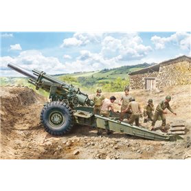 Italeri 1:35 M1 155mm Howitzer with crew