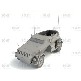 ICM 1:35 Sd.Kfz.247 Ausf.B - WITH CREW