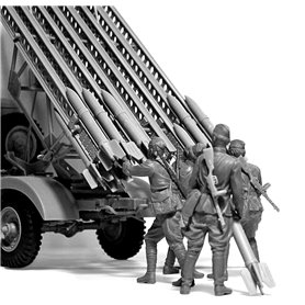 ICM 35648 WWII Soviet BM-13-16 MLRS Vehicle Crew