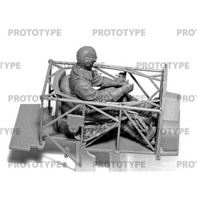 ICM 32111 WWII Axis Pilots in the cockpit (German, Italian, Japanese) (100% new molds)