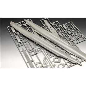 Revell 1:144 40TH ANNIVERSARY - DAS BOOT - COLLECTORS EDITION - z farbami