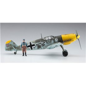 Hasegawa 1:48 Messerschmitt Bf-109 E-4/N + GALLAND FIGURE - LIMITED EDITION