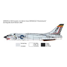 Italeri 1456 F-8E Crusader