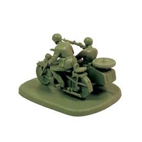 Zvezda 1:72 M-72 W/SIDECAR AND CREW - SOVIET MOTORCYCLE