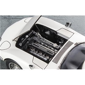 Hasegawa 1:24 Toyota 2000GT - METAL ENGINE DETAILS - LIMITED EDITION