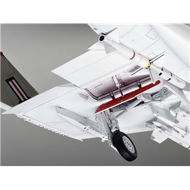 Tamiya 61121 1/48 McDonnell Douglas F-4B Phantom II