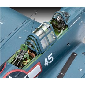 Revell 03869 1/48 SBD-5 Dauntless