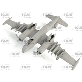 ICM 1:48 B-26K Counter Invader - USAF VIETNAM WAR ATTACK AIRCRAFT