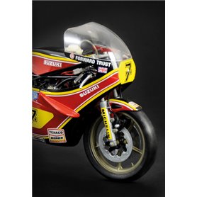 Italeri 1/9 Suzuki RG 500 XR27 Team Heron - Barry Sheene 1978