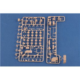 Hobby Boss 82929 48N6E of 5P85S TEL S-300PMU SA-10 Grumble