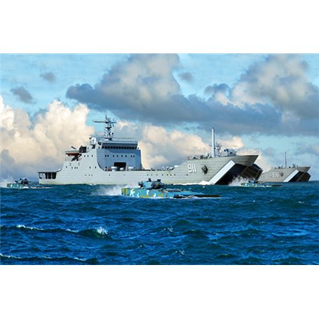Trumpeter 06728 PLA Navy Type 072A LST