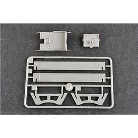 Trumpeter 1:700 PLA NAVY TYPE 072A LST