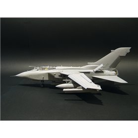 Italeri 2517 1/32 Tornado ECR