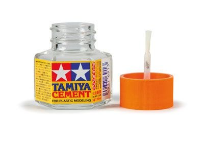 Tamiya Cement 20ml - Plastic cements - Cements and Glues - Modelling  supplies - Sklep Modelarski Agtom