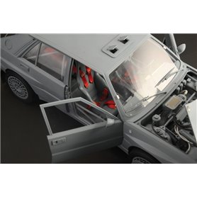 Italeri 1:12 Lancia Delta HF Integrale 16v