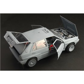 Italeri 1:12 Lancia Delta HF Integrale 16v