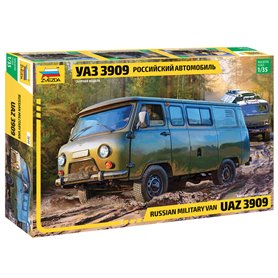 Zvezda 3644 Russian Miliatary Van UAZ 3909