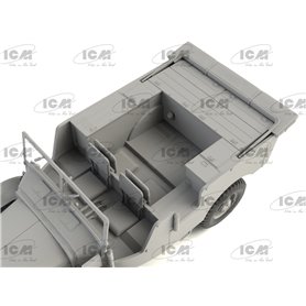 ICM 1:35 Laffly V15T - WWII FRENCH ARTILLERY TOWING VEHICLE