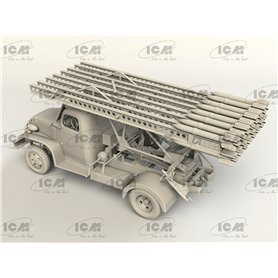ICM 1:35 BM-13-16 ON G7107 CHASSIS W/SOVIET CREW
