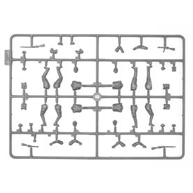 ICM 1:35 BM-13-16 ON G7107 CHASSIS W/SOVIET CREW