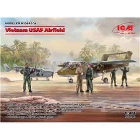 ICM DS4803 Vietnam USAF Airfield (Cessna O-2A, OV-10R Bronco, US Pilots & Ground Personnel (Vietnam War) (5 figures))