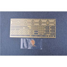 Trumpeter 1:200 USS Iowa BB-61 1944