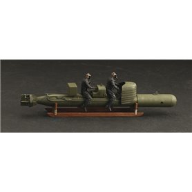Italeri 5621 1/35 S.L.C. "Maiale" with crew