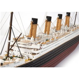 OcCre 1:300 Titanic