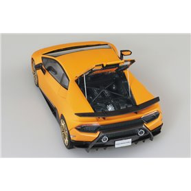 Aoshima 1:24 Lamborghini Huracan Performante 2017