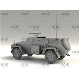 ICM 35112 Sd.Kfz. 247 Ausf.B with MG 34 machine gun